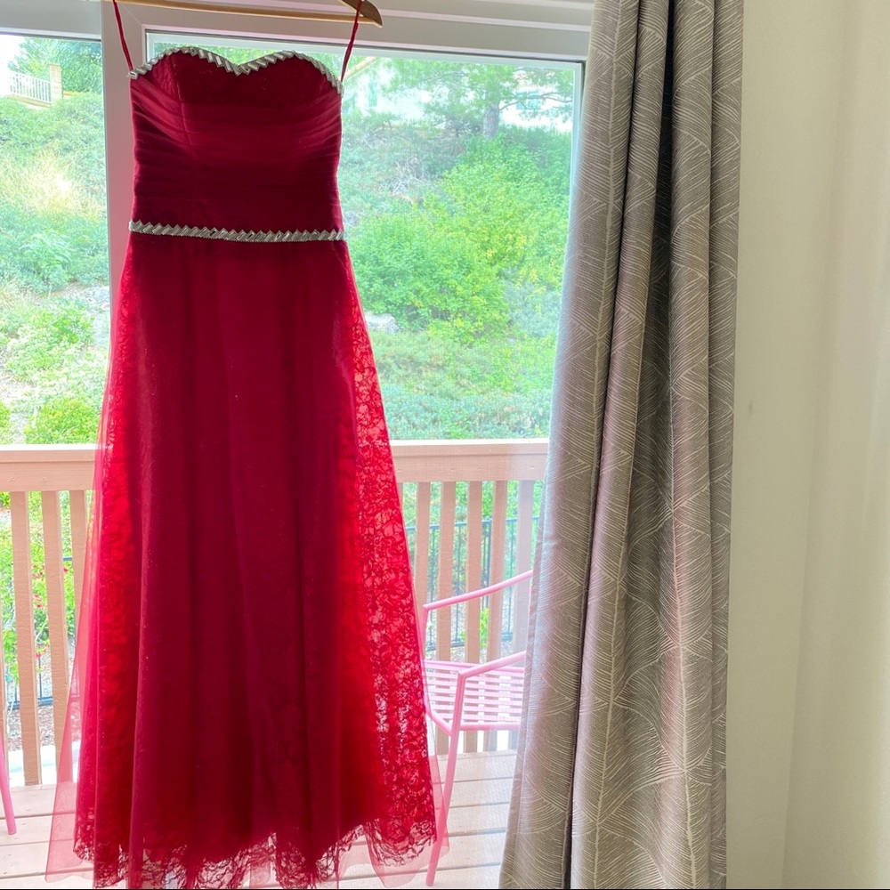 Red night gown perfect for wedding